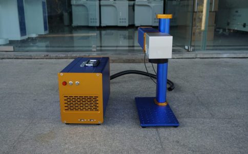 小型黄瓜视频app网站打标机价格是多少？一般多少钱一台？